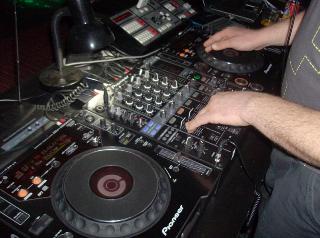 dj oscar lethalia